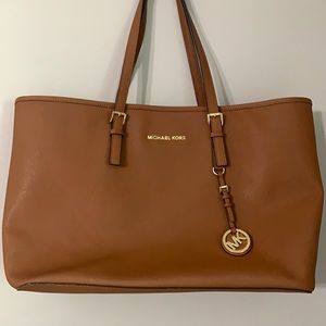 Michael Kors Large Jet Set Tote